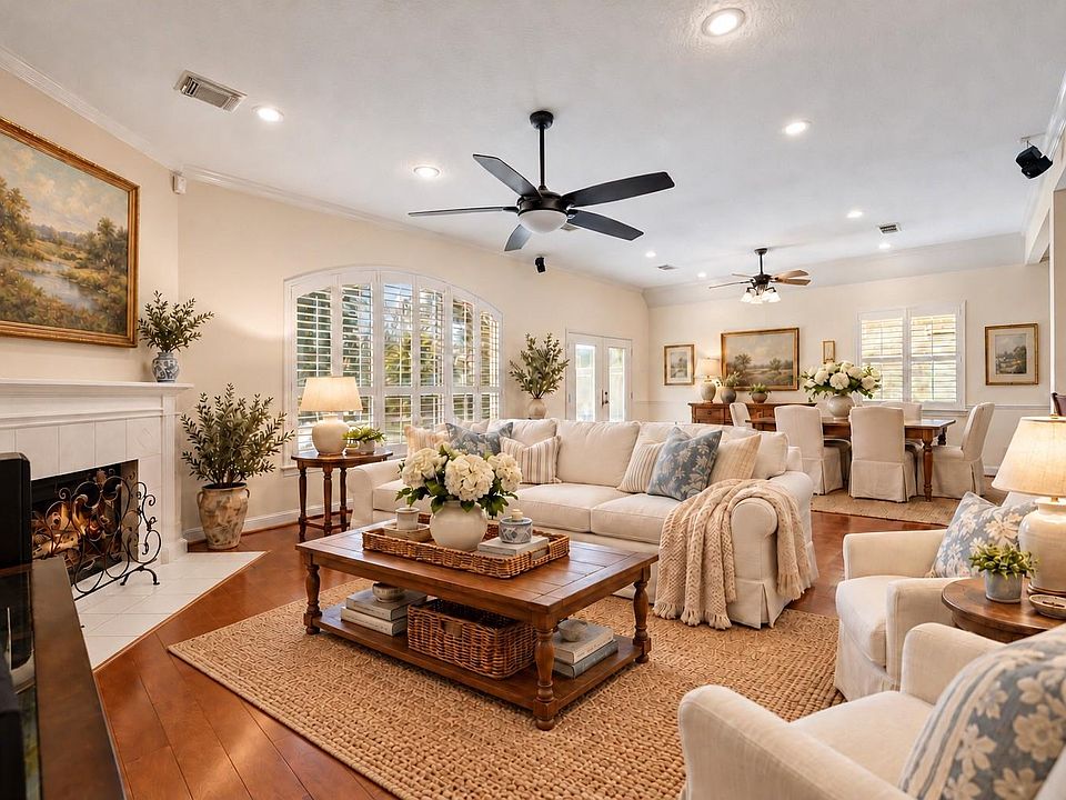 1st image of 6020 Timber Oaks Rdg
