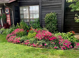 114 Valley Bnd, Scott Depot, WV 25560