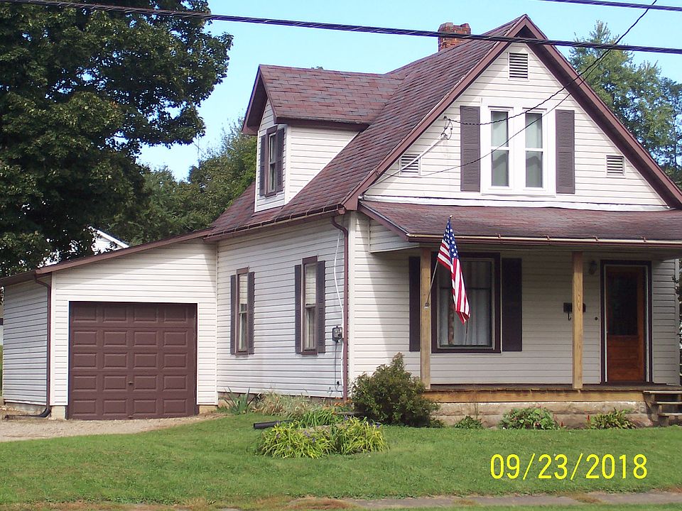 1st image of 523 E Main St