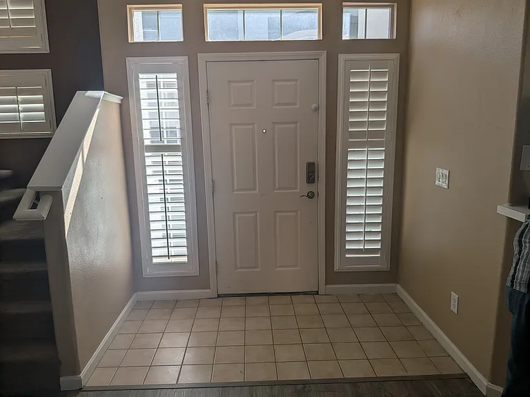 1113 Scenic Park Ter — Photo 4