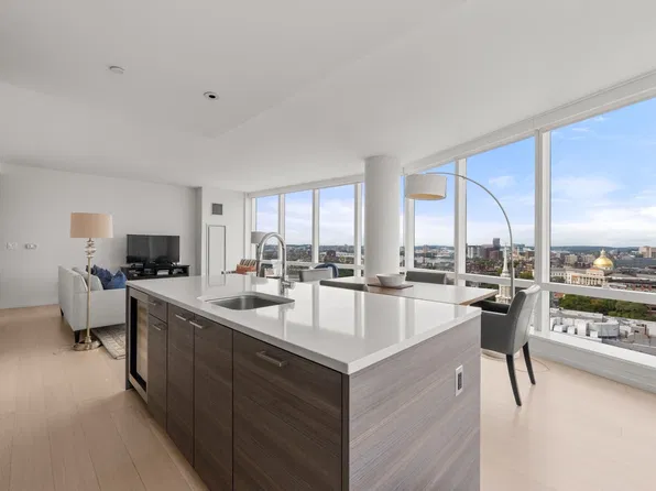1 Franklin St #2404, Boston, MA 02110