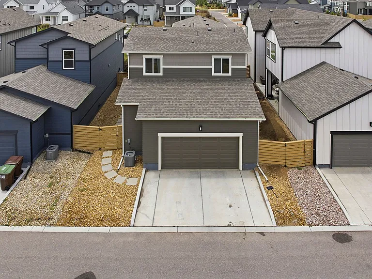 5230 Rendezvous Pkwy — Photo 5