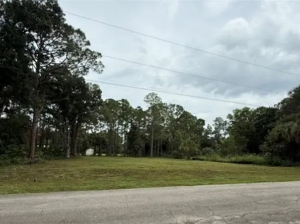 616 Prospect AVE, LEHIGH ACRES, FL 33972