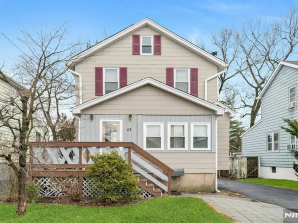 83 McKinley Ave, Dumont, NJ 07628