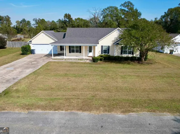 15 Ridge Rd, Lakeland, GA 31635