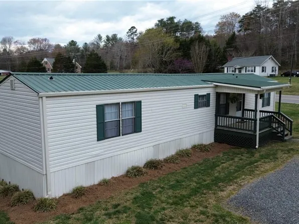 1312 E Carter Mill Rd, Elkin, NC 28621