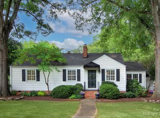 1000 Sedgefield Rd, Charlotte, NC 28209