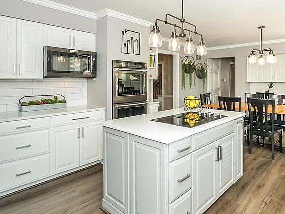 5th image of 14536 White Birch Valley Ln