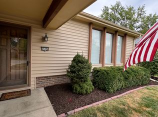 15224 Arbor St, Omaha, NE 68144