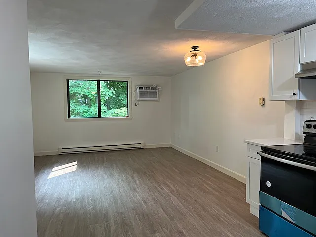 3 bed, 1250 sqft, $2,750 — Photo 4
