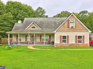 275 Liberty Bell Ln, Griffin, GA 30224