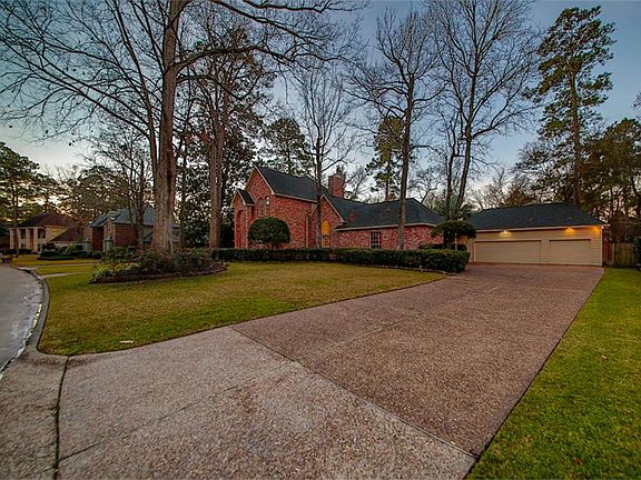 4th image of 2015 Hemlock Lakes Dr
