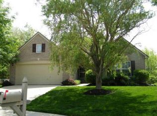 9123 Exeter Ct, Fishers, IN 46038