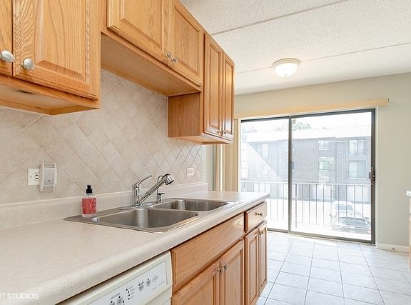 3rd image of 1724 S Washington St #1724