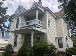 207 W 4th St, Metropolis, IL 62960