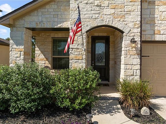 3rd image of 5681 Porano Cir