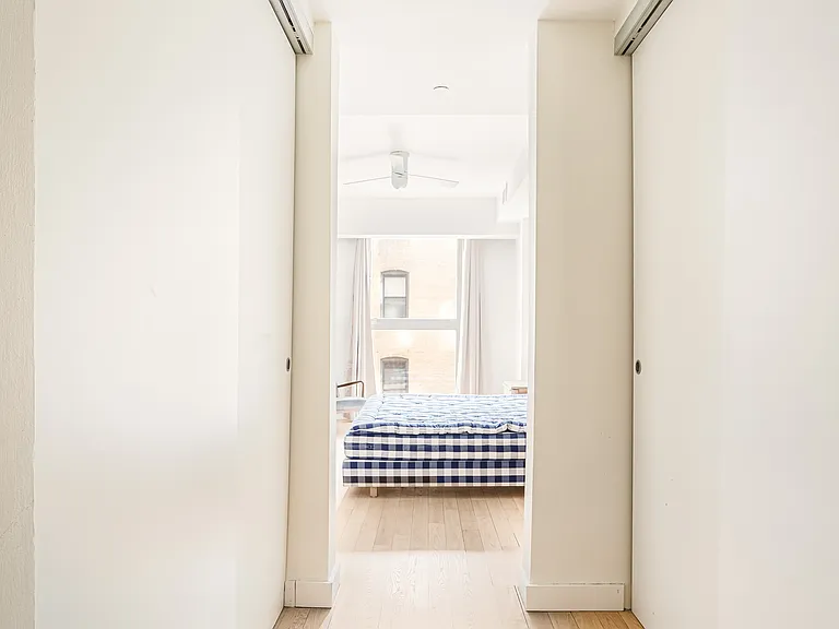 136 W 17th St #5 — Photo 9