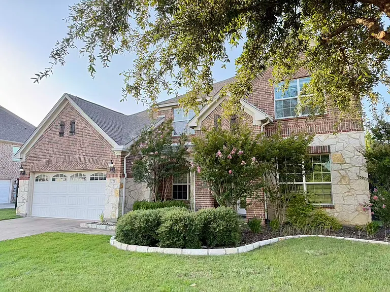 226 Boxwood Ln — Photo 31