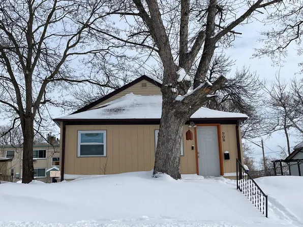 908 Russell St, Saint Paul, MN 55106