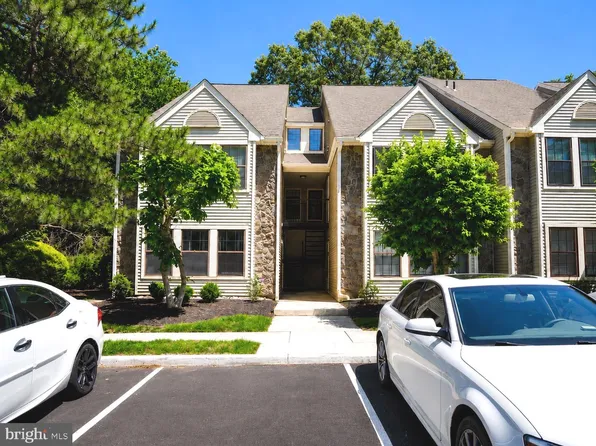 58 Summit Ct, Marlton, NJ 08053