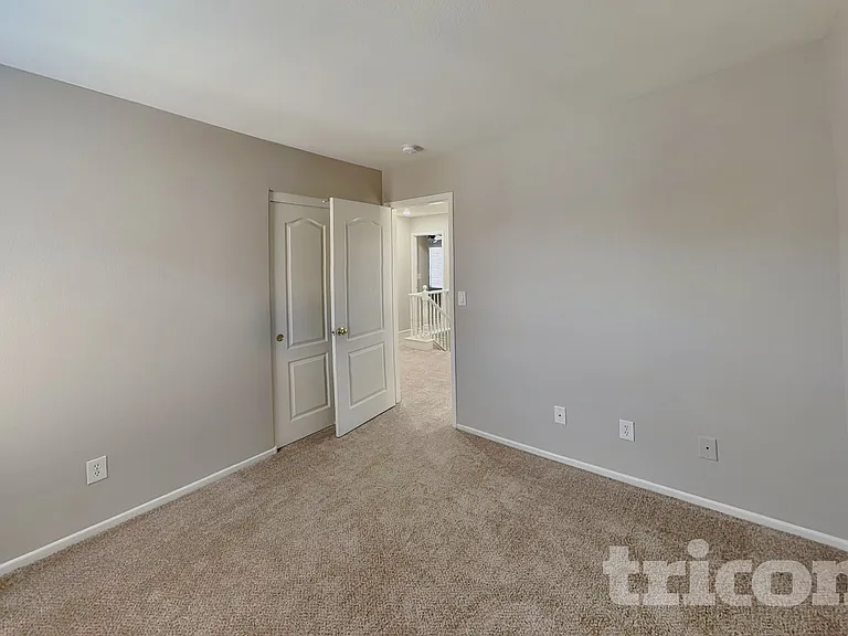 5969 Red Raspberry Ct — Photo 11