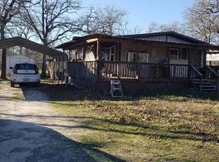 110 Dinks Ln, Seguin, TX 78155