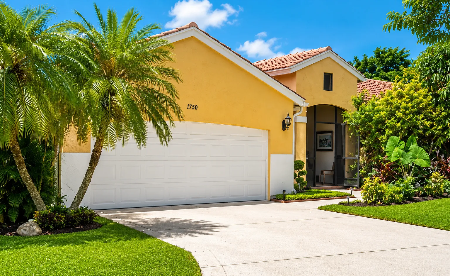 4 bed, 1672 sqft, $3,300 — Photo 1