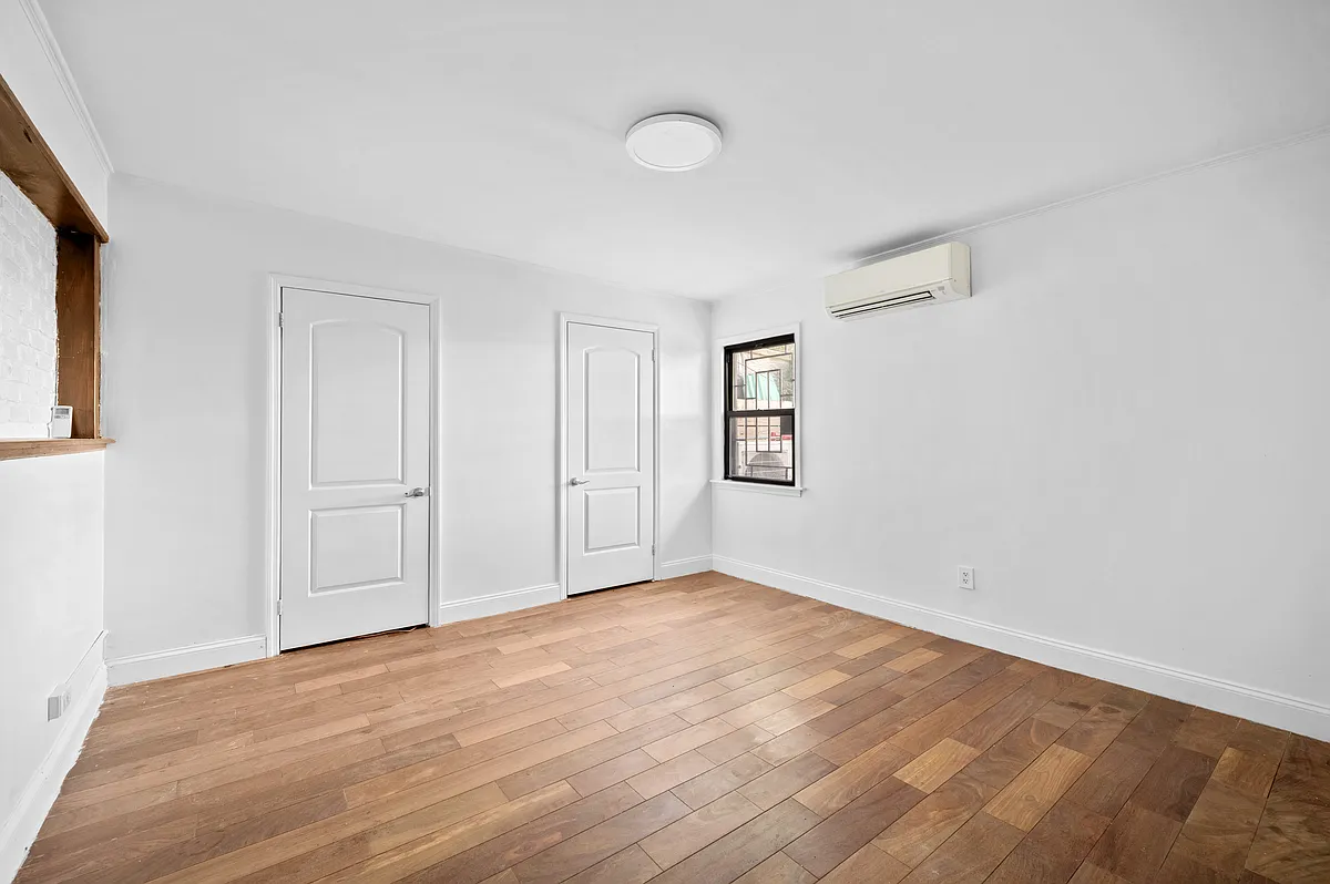 Building Photo - 77 Schaefer St #1