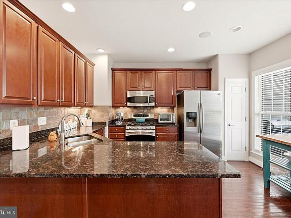 2nd image of 211 Great Laurel Sq SE