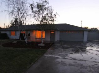 12284 Loren Way, Madera, CA 93636