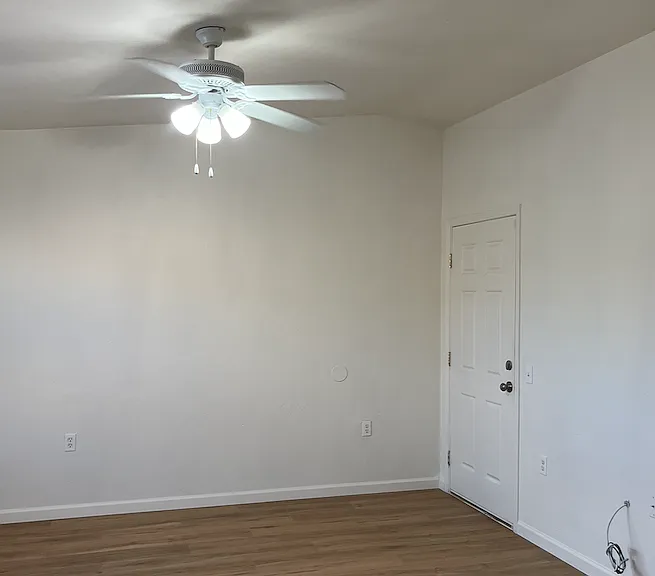 4454 E 3rd St #2 — Photo 6