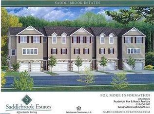 243 Saddlebrook Dr, Bensalem, PA 19020
