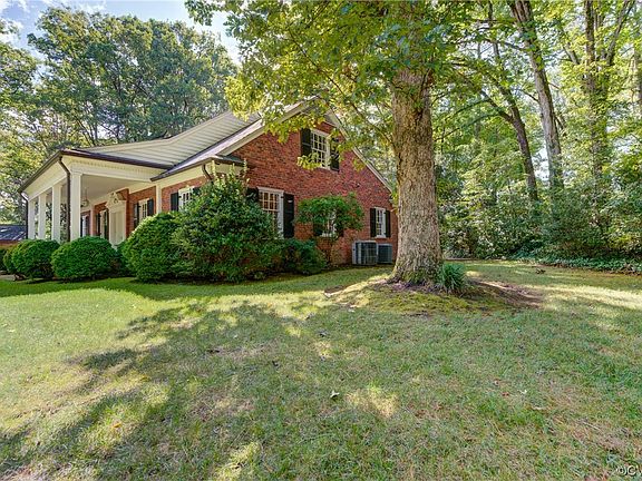 4th image of 8711 Standish Ln