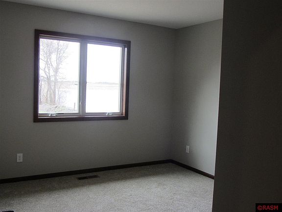 5th image of 329 Torrey Pines Dr
