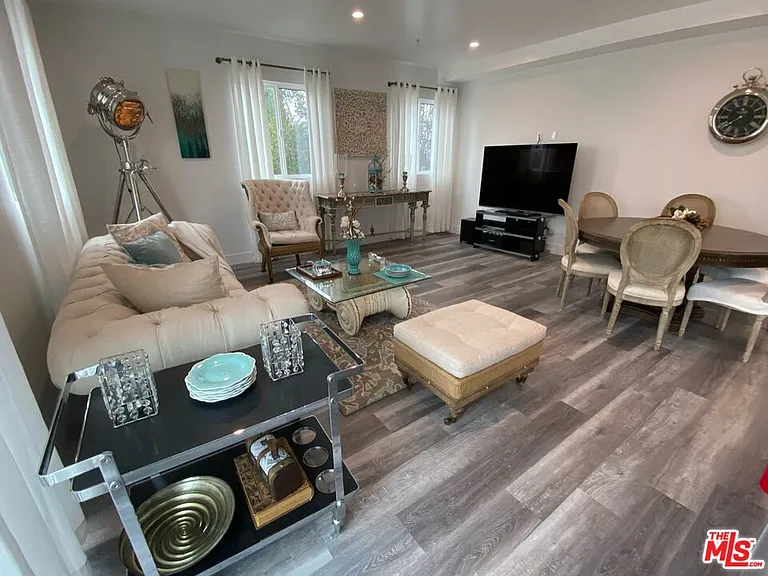 2206 Hauser Blvd — Photo 4