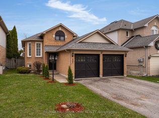 222 Wessenger Dr, Barrie, ON L4N 8R4