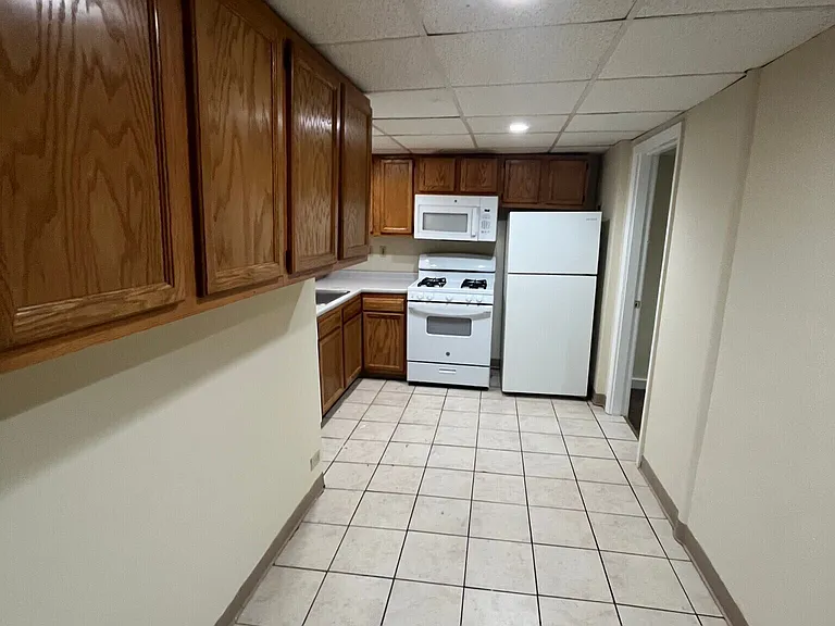 81 Gordon St #20 — Photo 2
