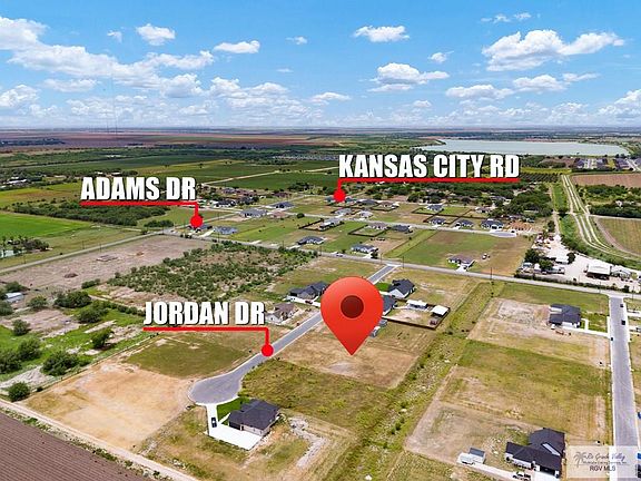 4th image of 19 Jordan Dr
