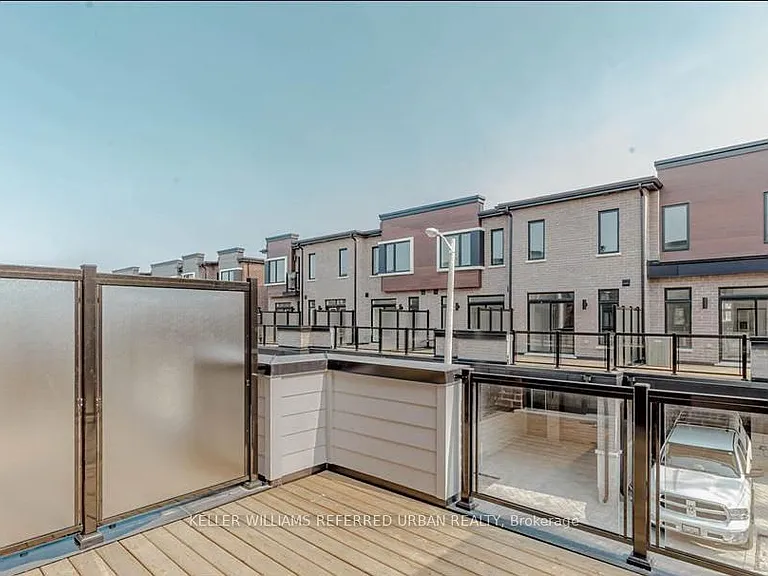 1579 Midland Ave — Photo 17