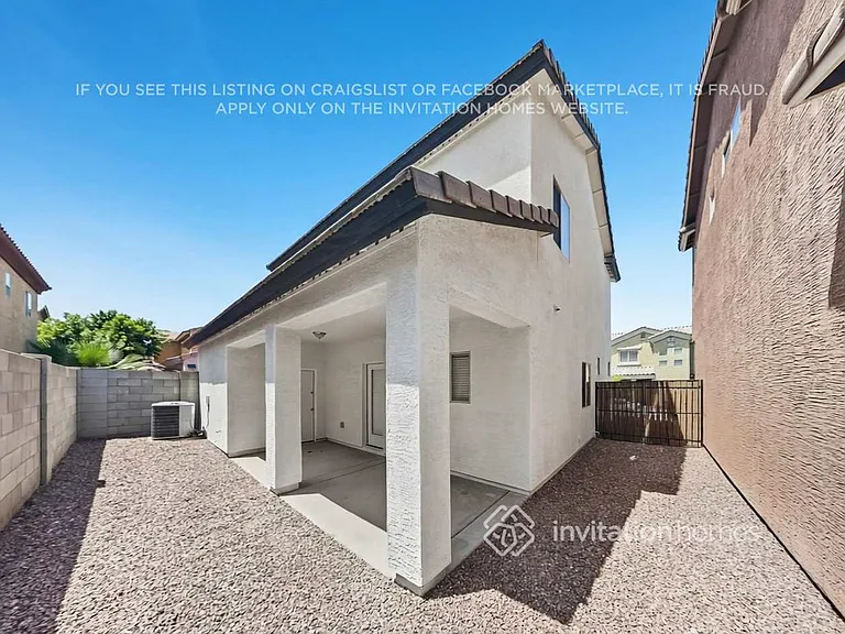 327 S Travis — Photo 19