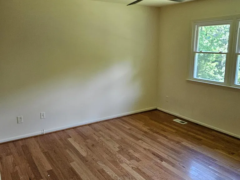 254 Cedarmere Cir — Photo 27