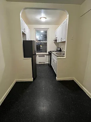 Rented by Contact Realty | media 11