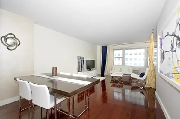 Sold by MNS | media 9