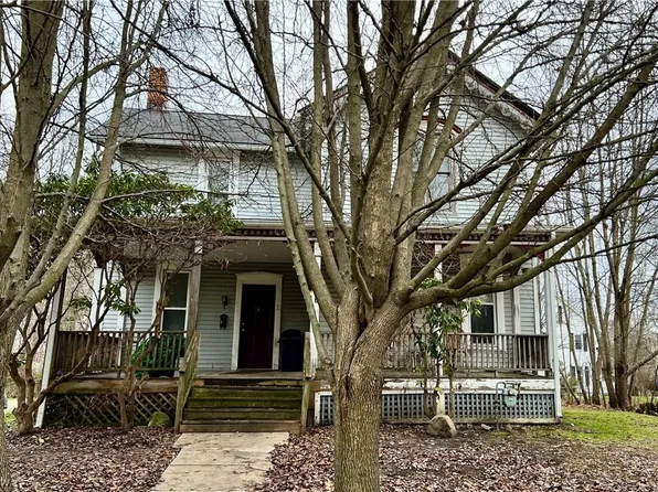 227 King St, Ravenna, OH 44266