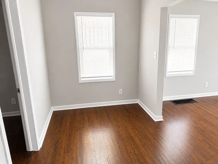 5805 Jackson Ave — Photo 4