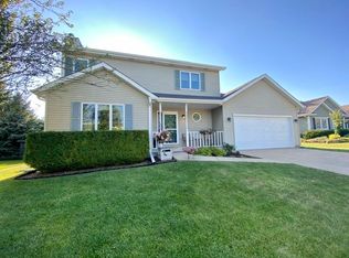 1313 William St, Sycamore, IL 60178