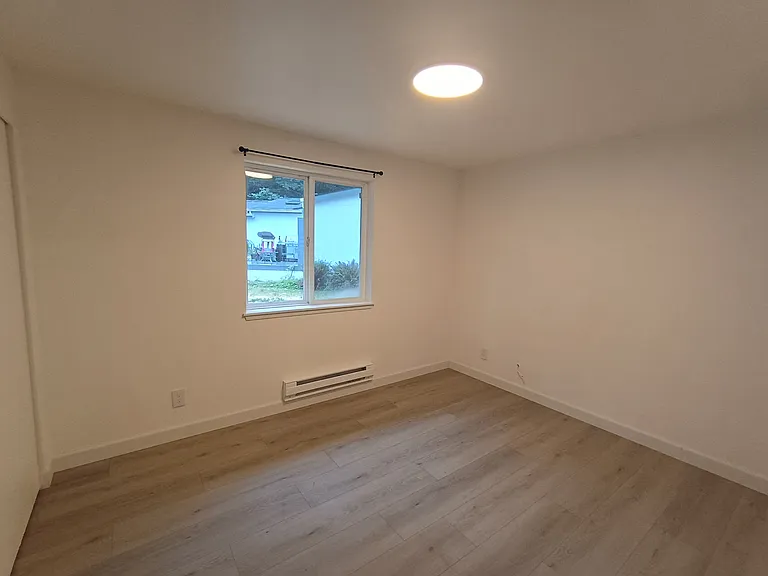 7376 Haynes Ln NE #7376 — Photo 13