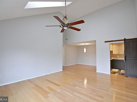 5th image of 4914 Dunbarton Rd #C