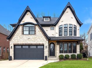 428 W 3rd St, Elmhurst, IL 60126