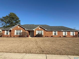 119 Autumn Crest Dr, Madison, AL 35757